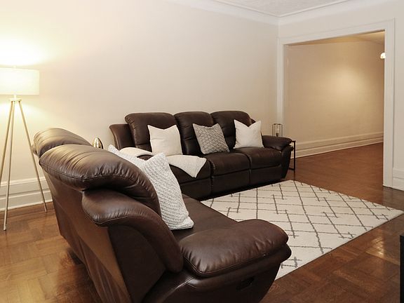5th image of 14 Forest St #C4206-4206