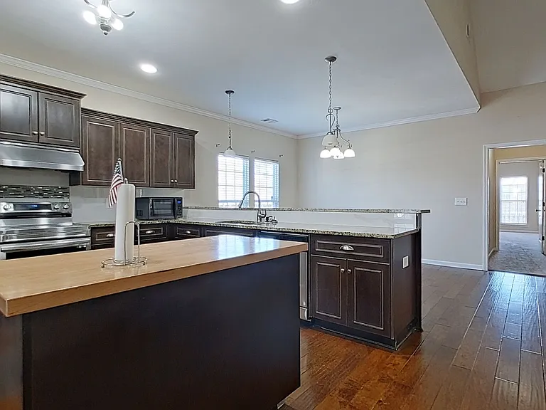 3024 Margot Ln — Photo 6