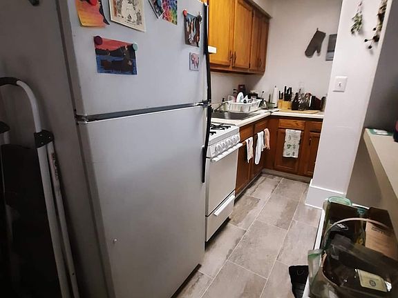 3rd image of 104 N Harvie St APT 6