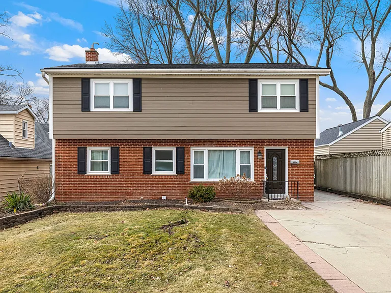 424 W Avery St — Photo 6