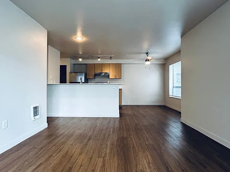 Westside Flats North — Photo 10