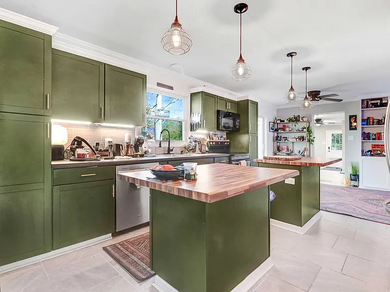 202 Deluca Rd — Photo 11