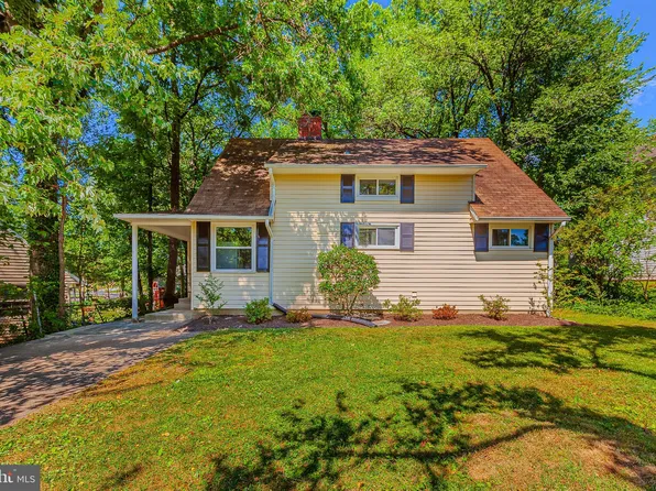 6005 Lemay Rd, Rockville, MD 20851