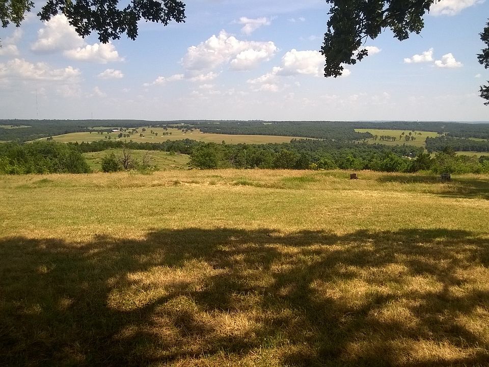 1st image of 1501 W Overlook Dr