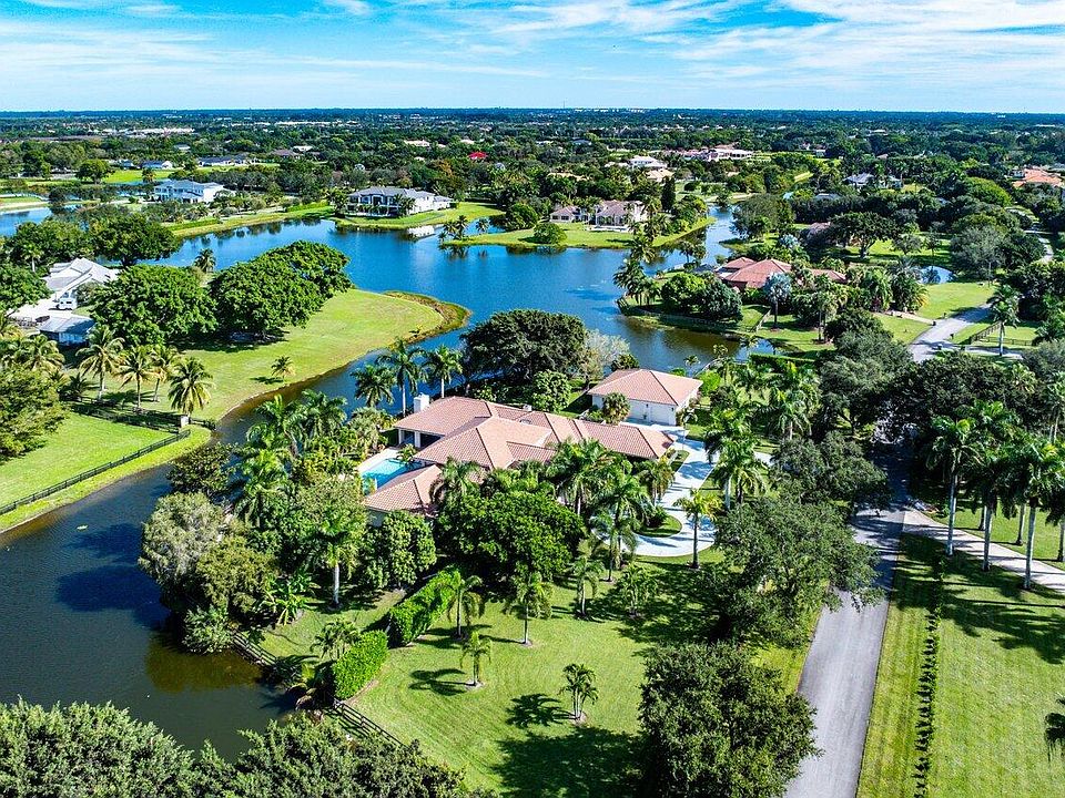 1st image of 10707 El Caballo Court