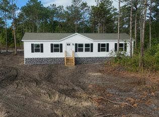 120 Lunar Ln, Loris, SC 29569