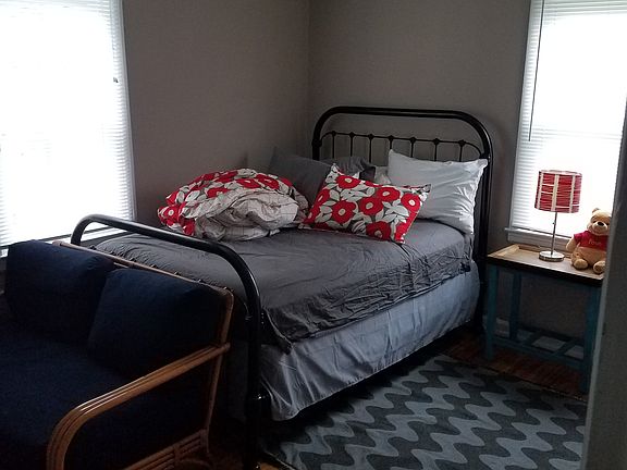 4th image of 6444 N College Ave