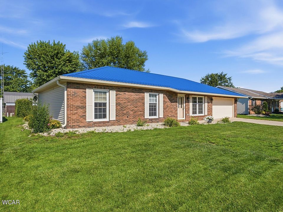 1st image of 245 Fairlawn Dr