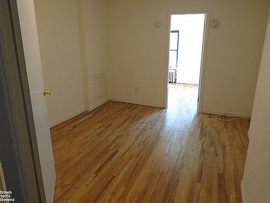3rd image of 412 E 9th St APT 15