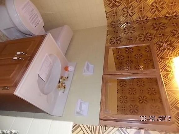 4th image of 16100 Van Aken Blvd APT 102