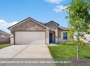 204 Addison Pl, Lockhart, TX 78644