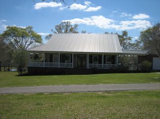 110 Arthur Odom Rd, Poplarville, MS 39470