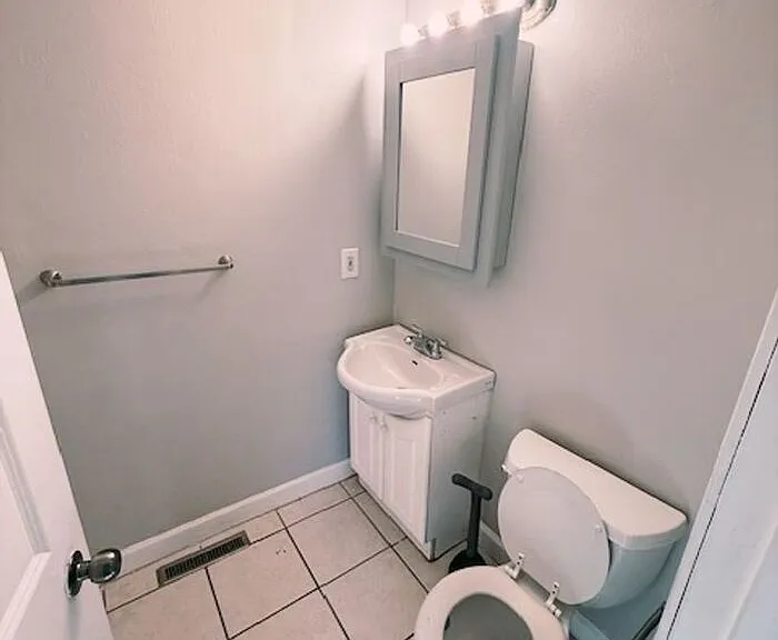 4034 Heathgate Dr — Photo 7