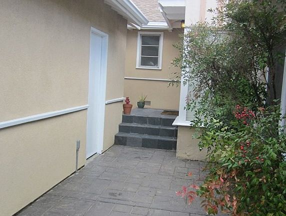 2nd image of 23291 Mobile St