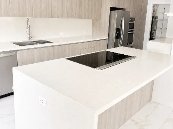620 NE 7th Ave #1, Fort Lauderdale, FL 33304