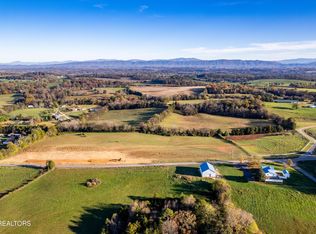 355 Meadow Rd W, Greenback, TN 37742