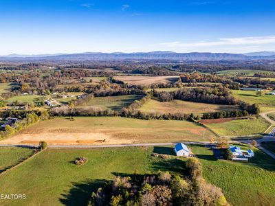 367 Meadow Rd W, Greenback, TN, 37742