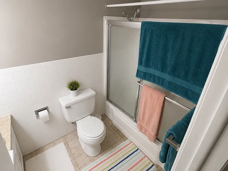 4211 Locust St #1 — Photo 5