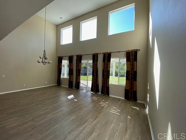 2330 Douglaston Gln — Photo 6