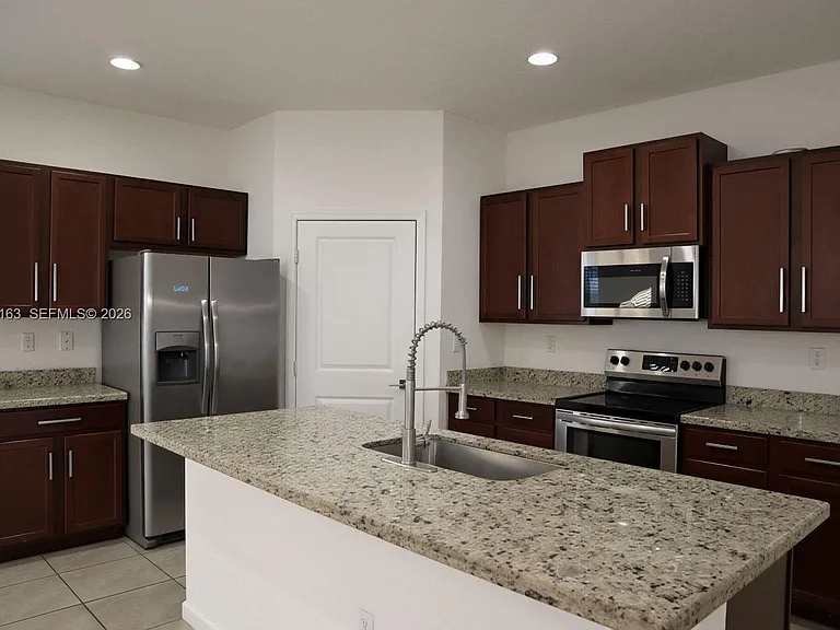 27440 SW 135th Avenue Rd — Photo 8