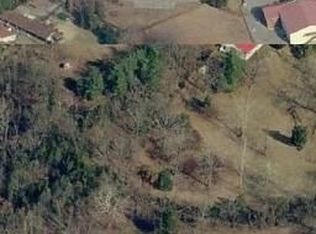 1111 Ellen Dr, Radcliff, KY 40160