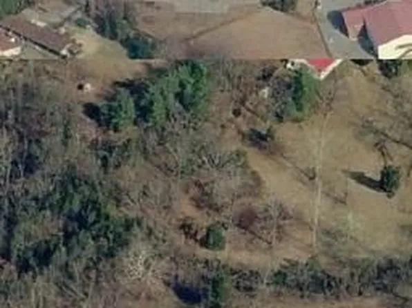 1111 Ellen Dr, Radcliff, KY 40160