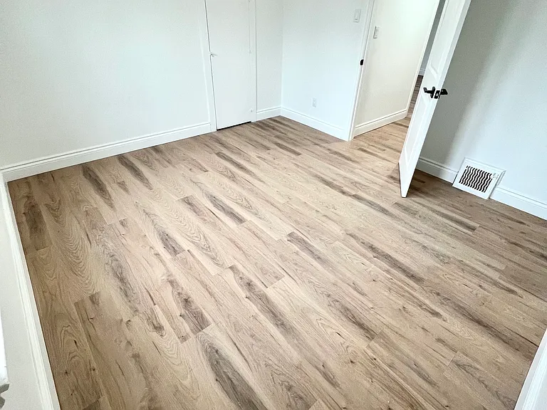 5 Renwick Ave #3 — Photo 5
