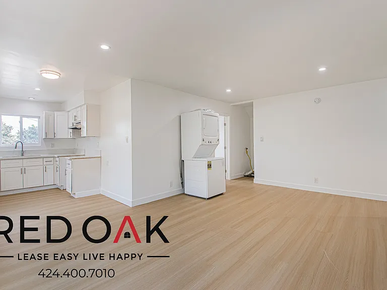 2177 W 25th St #10 — Photo 1