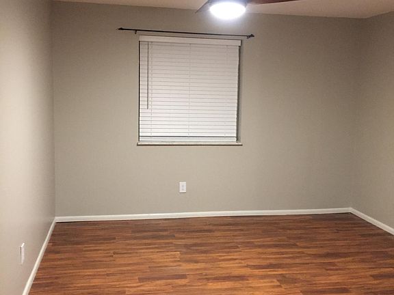 5th image of 4355 Maryland Ave #231