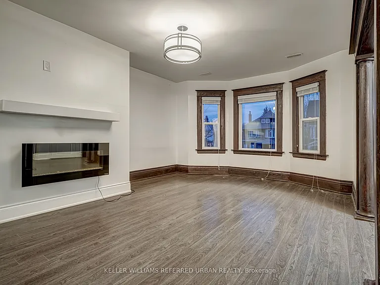 222 Rusholme Rd #UPPER — Photo 12