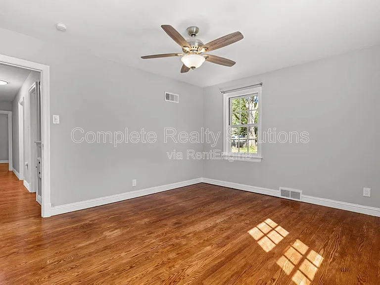 524 Gerald Pl — Photo 29