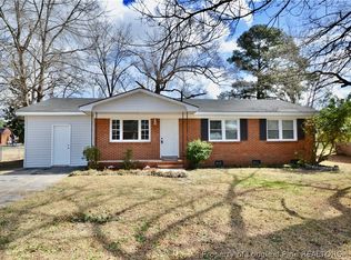 1215 Chilton Dr, Fayetteville, NC 28314