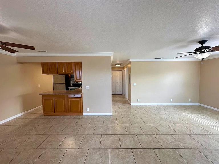 1331 S Federal Hwy #6 — Photo 3