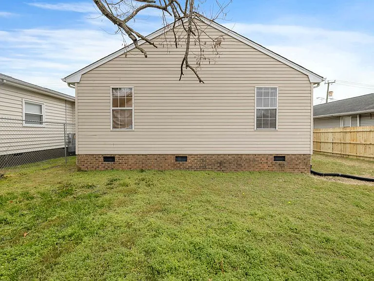 141 A View Ave — Photo 30