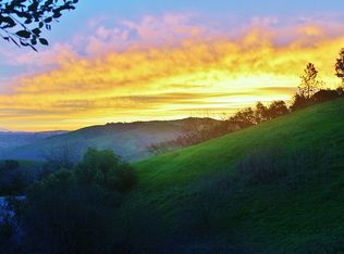 1880 E Skyline Dr, La Habra Heights, CA 90631