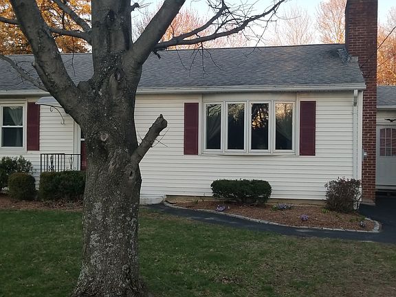2nd image of 395 Prospect St