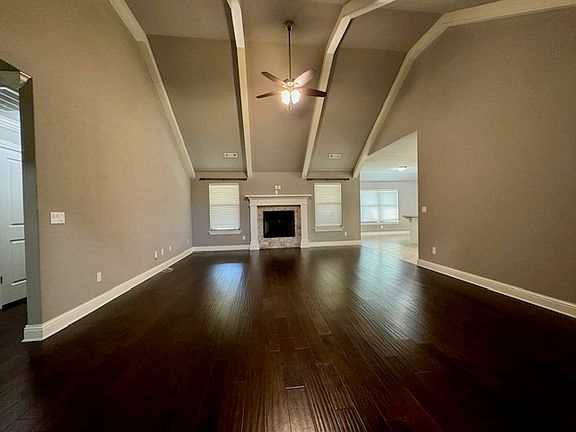 4th image of 3407 SW Gibson Ave