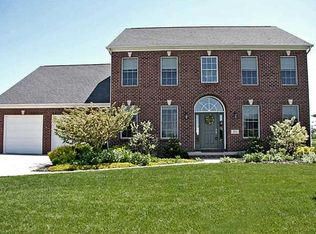 727 Prairie Rose Dr, Perrysburg, OH