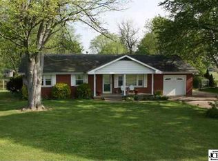 819 Redding Rd, Seymour, IN 47274