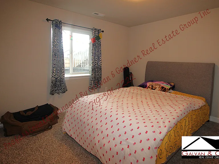 6564 Vedder Dr — Photo 15