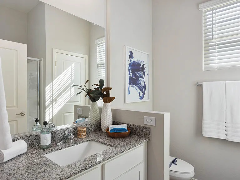 The Logan at Ellsworth — Photo 10