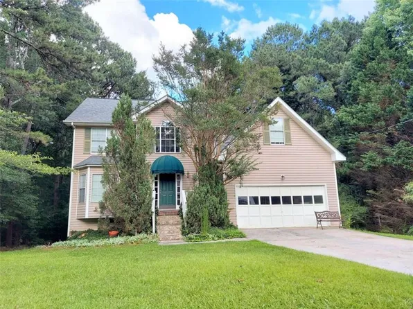 2737 Crestworth Ln, Buford, GA 30519