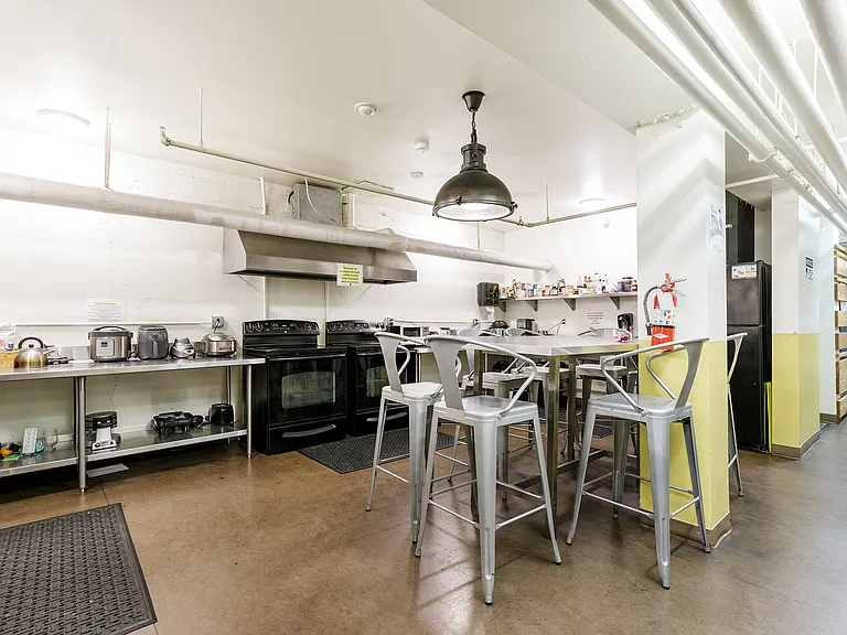 Community Kitchen