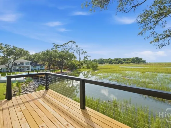 302 E Point Drive, Savannah, GA 31410
