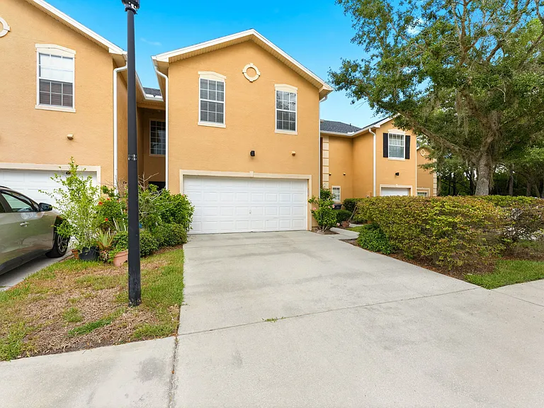 Ashbury Palms Dr — Photo 2