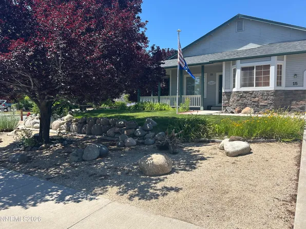 15 Caterpillar Ct, Sparks, NV 89441