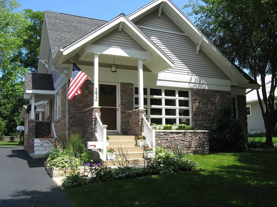 Front view of house June 2010