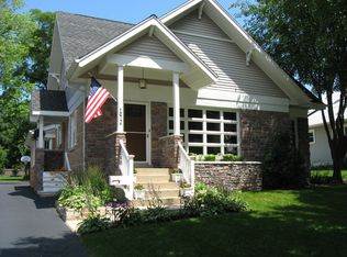 142 E Slade St, Palatine, IL 60067