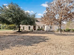 4724 Hidden Spgs, College Station, TX 77840