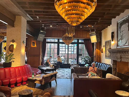 Rented by Keller Williams NYC | media 20